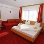 Lena