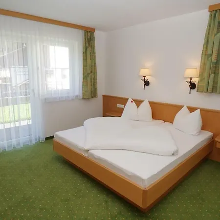 Lena Appartement *